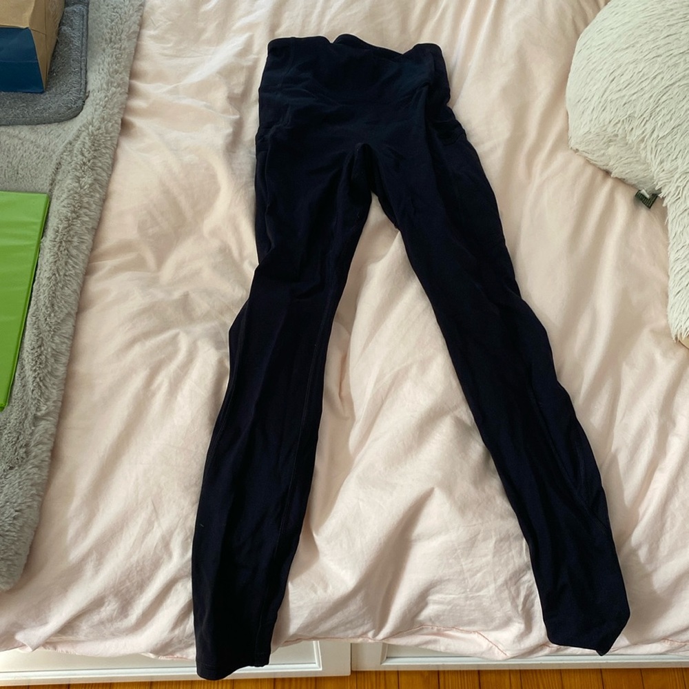 Fabletics cross pocketed leggings black